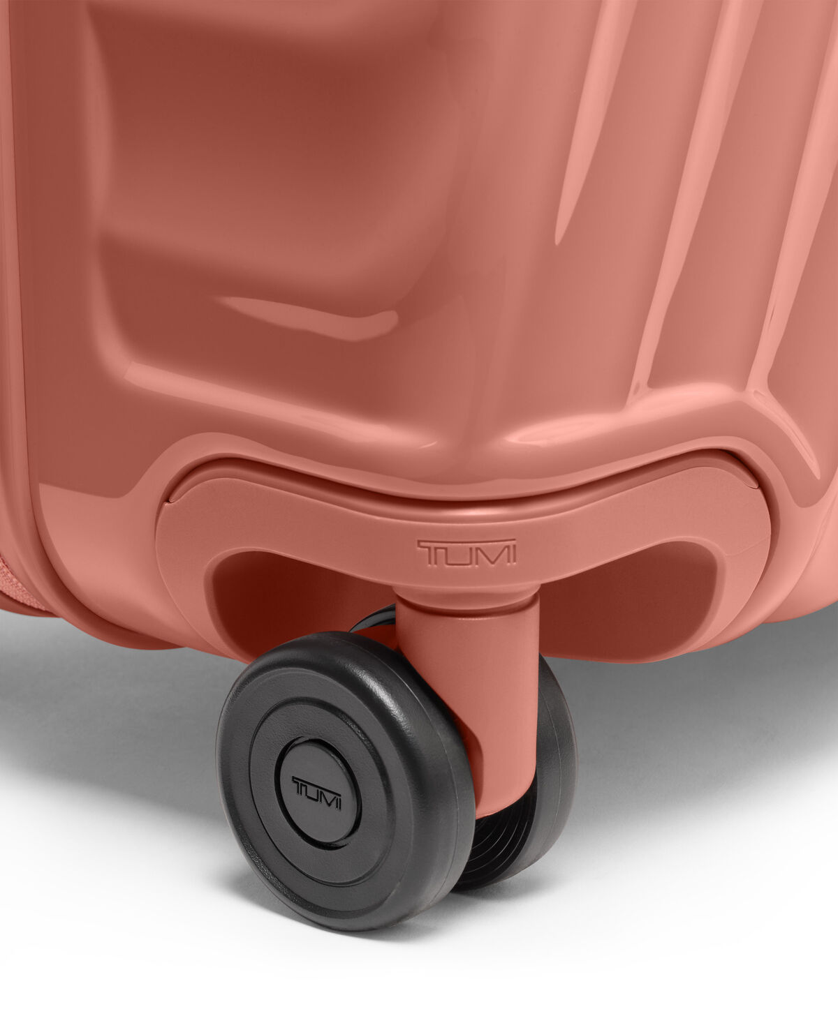 19 Degree Large Expandable Checked | TUMI Large Expandable Checked