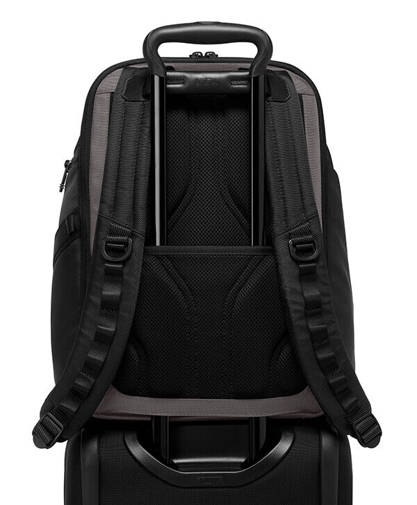 バッグ Tumi ARPHA BRAVO TUMI