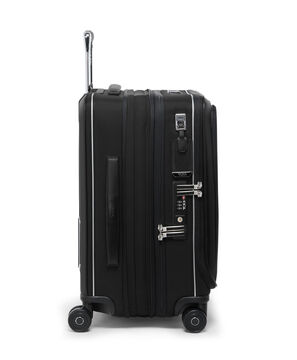 Arriv&eacute; Dual Access Expandable Cabin