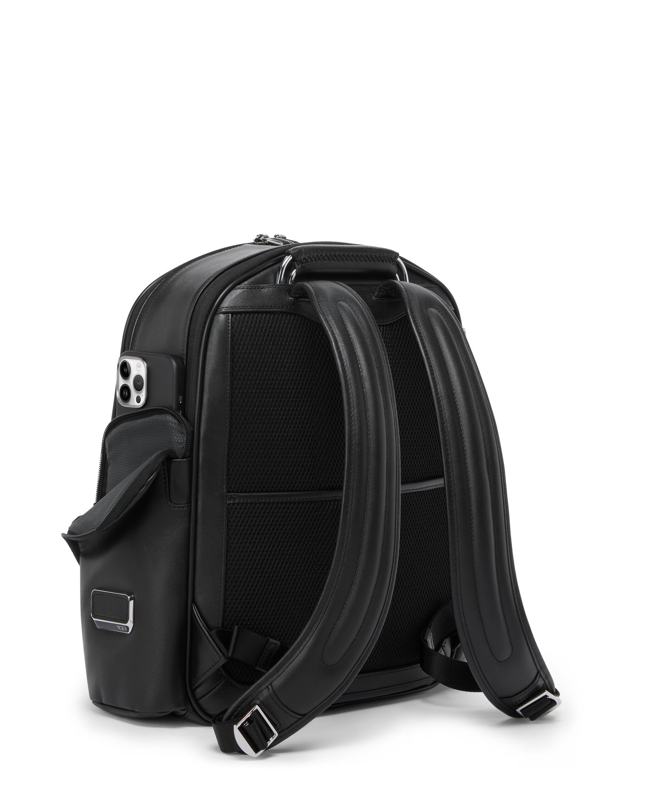 TUMI