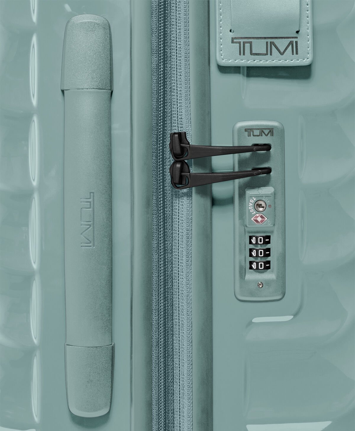 TUMI Short Trip Expandable Checked Luggage 66 cm