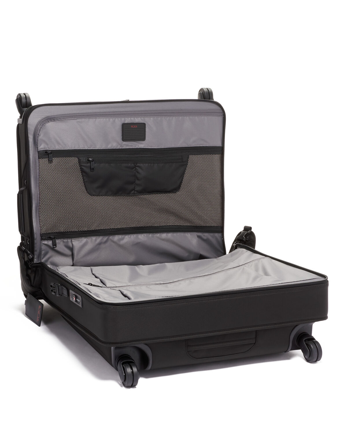 TUMI Alpha 3 EXT TRIP 4 WHL GMT BAG Black TUMI Alpha 3 EXT TRIP 4 WHL GMT BAG Black