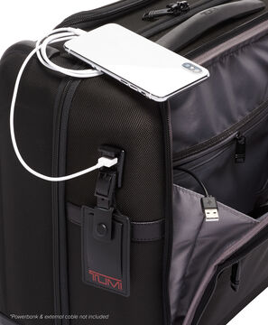 Alpha Compact Front Pocket Cabin
