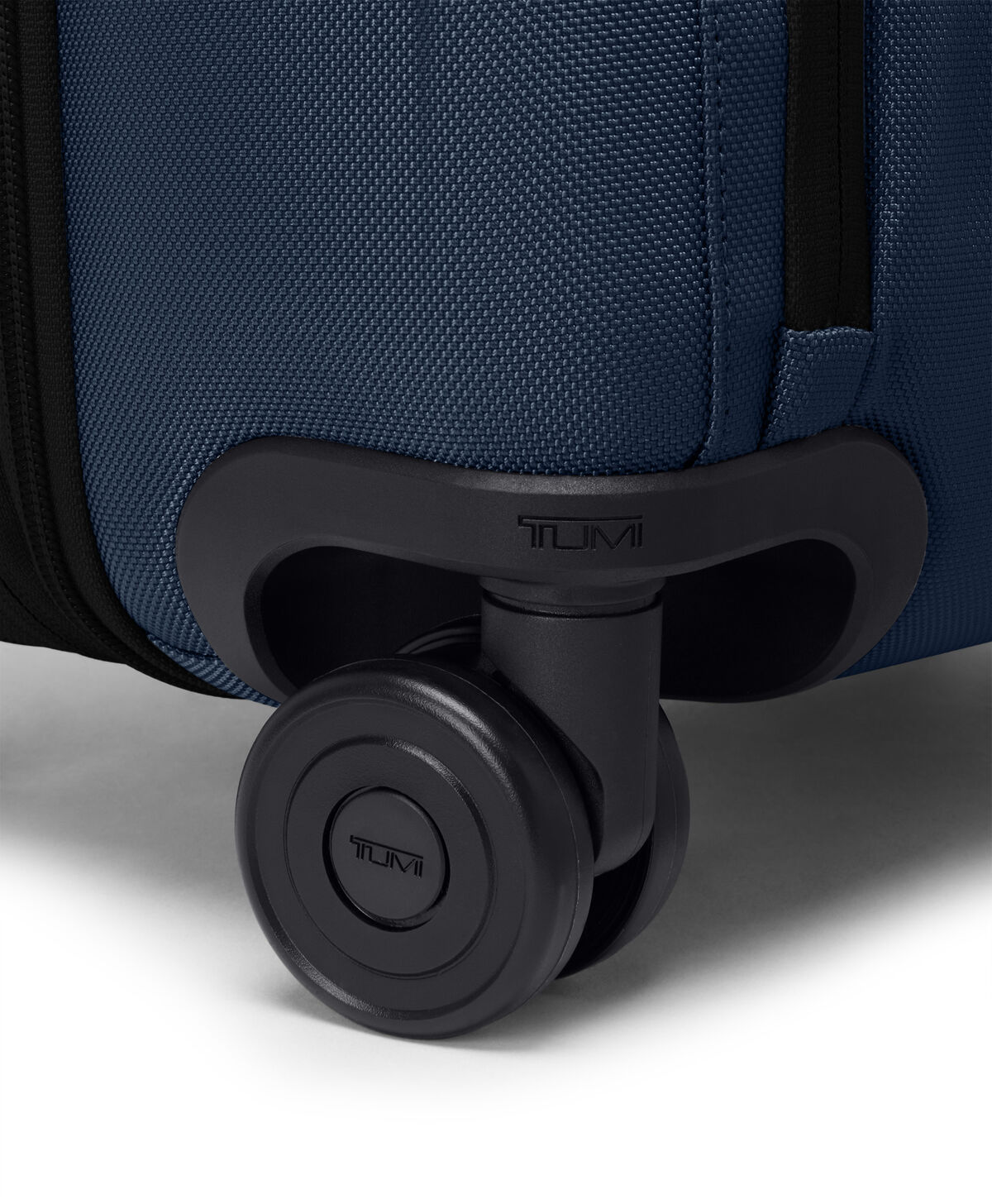 Alpha Medium Dual Access Expandable Checked