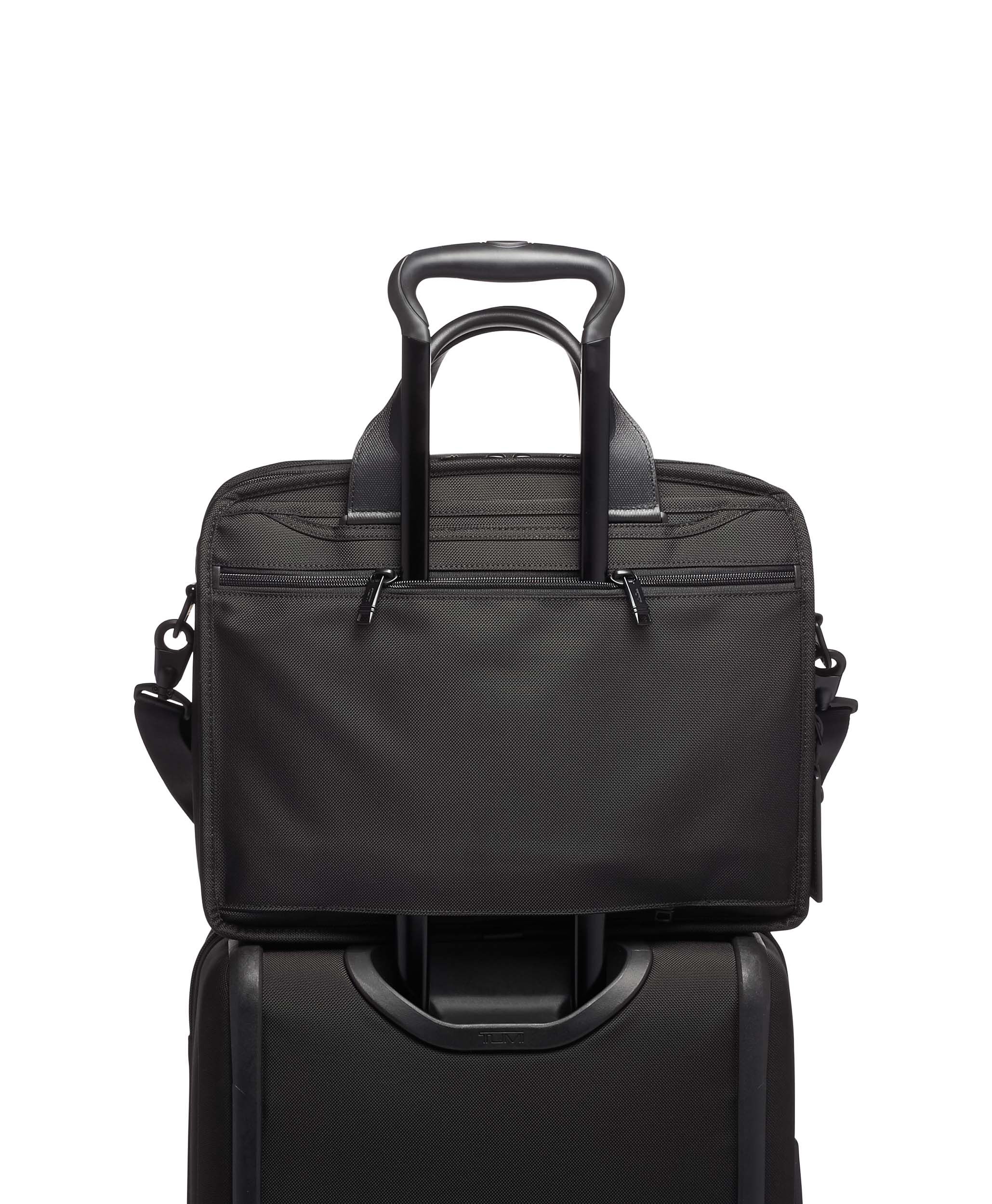 tumi sadler brief